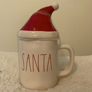 BNWT Rae Dunn Santa 🎅 Mug with Hat Lid